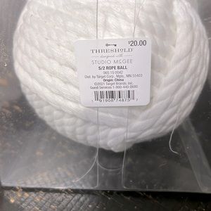 The threshold  rope balls
